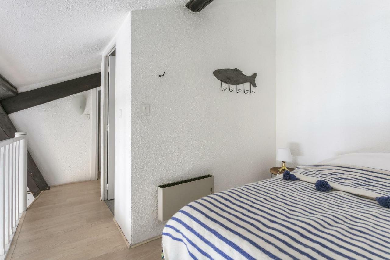 T3 Avec Terrasse Avec Vue Exceptionnelle Sur Les Quais De Sete Apartment Luaran gambar