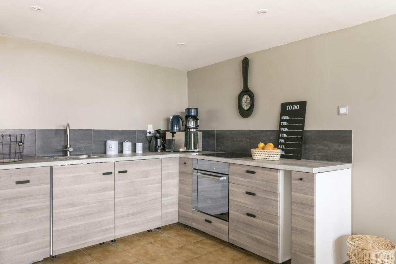 T3 Avec Terrasse Avec Vue Exceptionnelle Sur Les Quais De Sete Apartment Luaran gambar